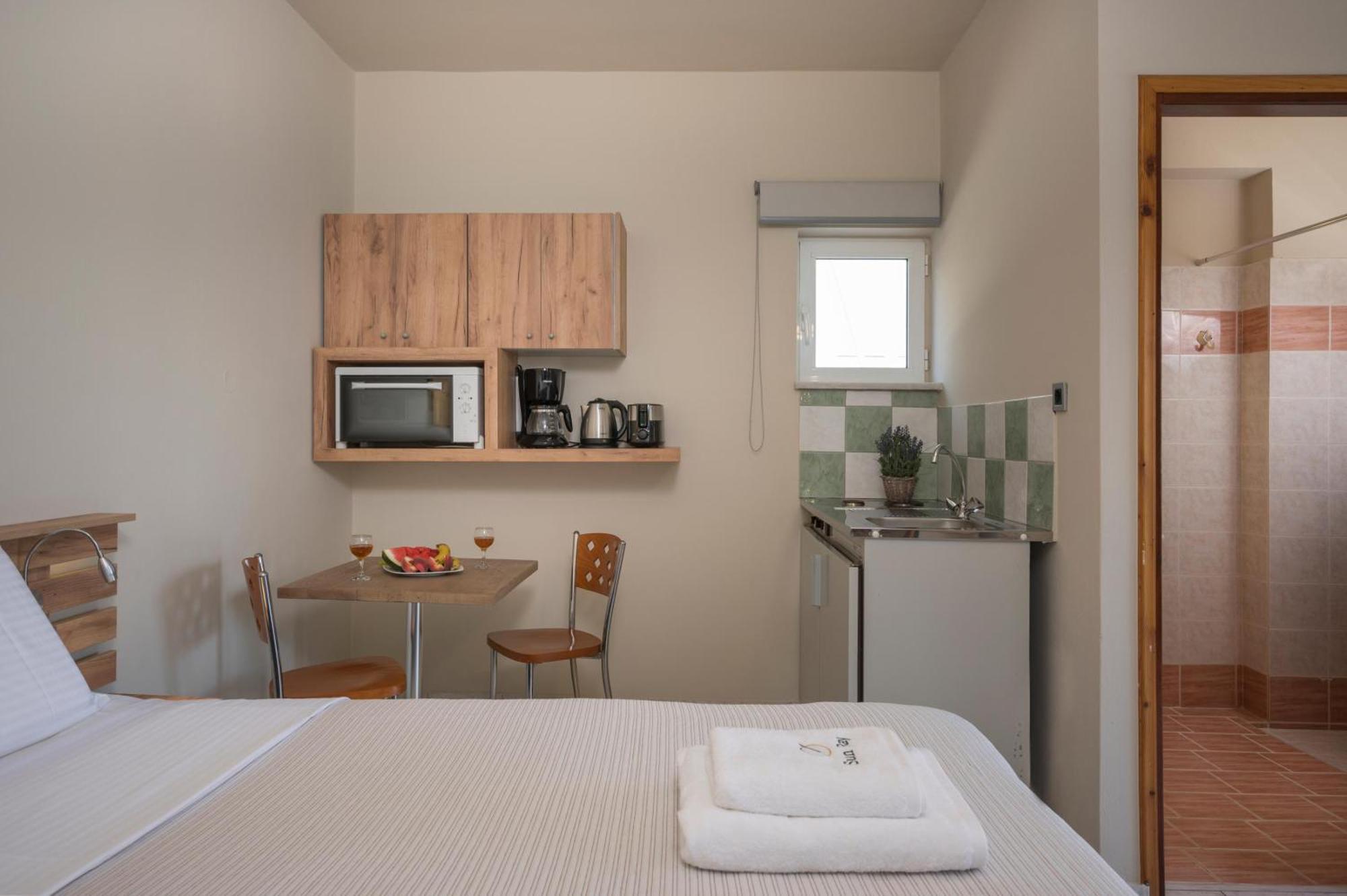 Sun Ray Luxury Apartments Aγία Μαρίνα Δωμάτιο φωτογραφία